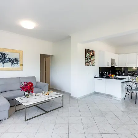Villa Athena By